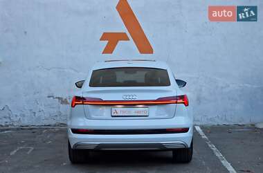 Позашляховик / Кросовер Audi e-tron 2020 в 