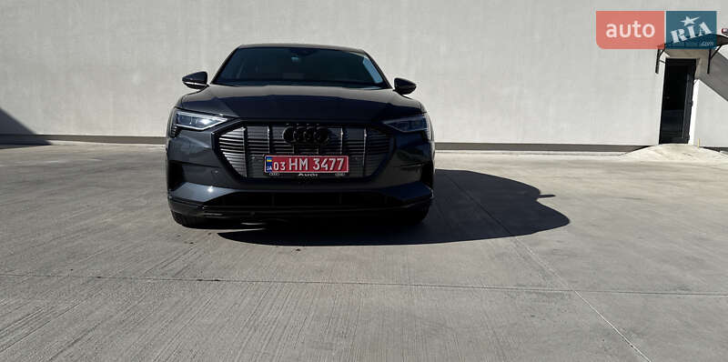 Позашляховик / Кросовер Audi e-tron 2020 в Луцьку