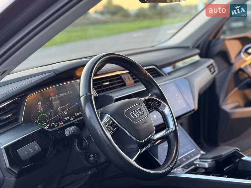Внедорожник / Кроссовер Audi e-tron 2020 в Львове