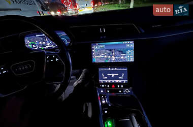 Позашляховик / Кросовер Audi e-tron 2020 в 