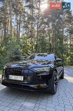 Audi e-tron 2021