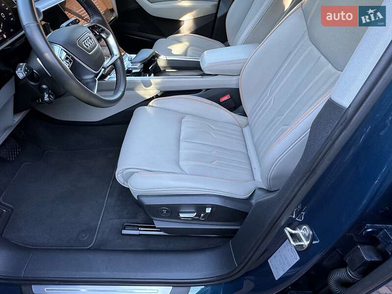 Позашляховик / Кросовер Audi e-tron 2020 в Києві