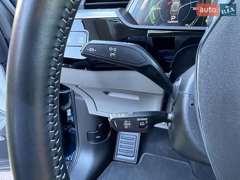 Позашляховик / Кросовер Audi e-tron 2020 в Києві