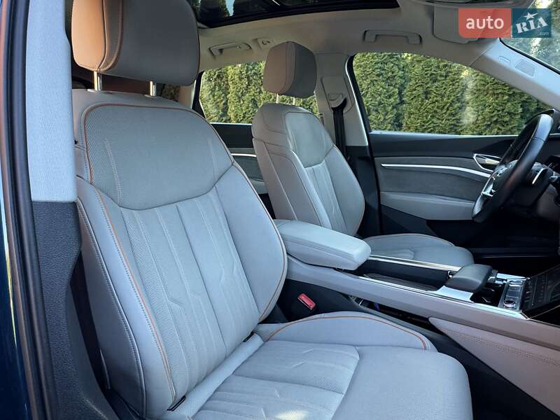 Позашляховик / Кросовер Audi e-tron 2020 в Києві