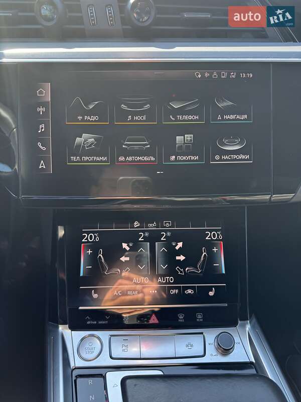 Позашляховик / Кросовер Audi e-tron 2018 в Львові