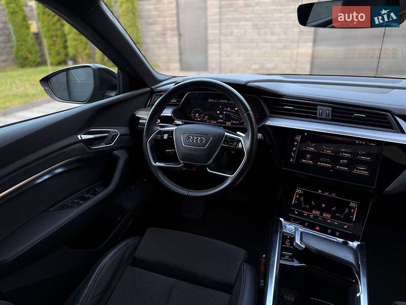 Внедорожник / Кроссовер Audi e-tron 2020 в Мукачево