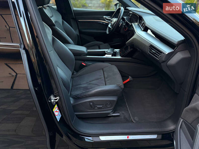 Внедорожник / Кроссовер Audi e-tron 2020 в Мукачево