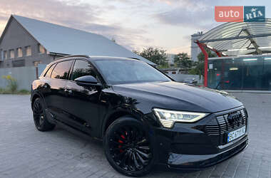 Audi e-tron 2019