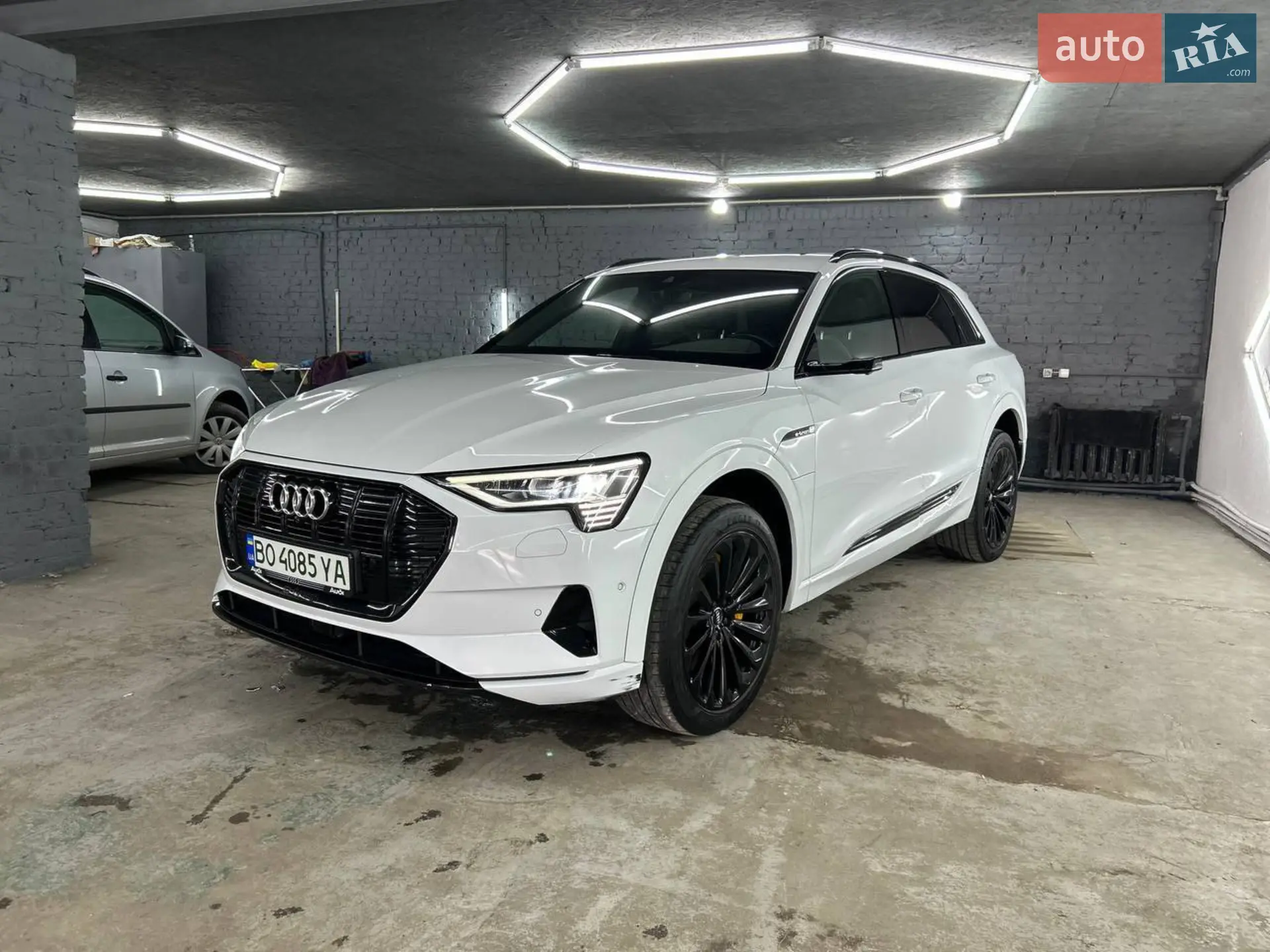 2019 Audi e-tron - мініатюра 30