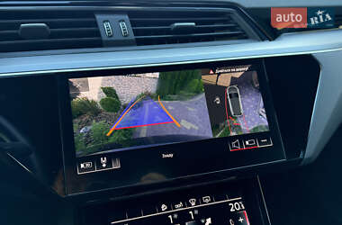 Внедорожник / Кроссовер Audi e-tron 2019 в 