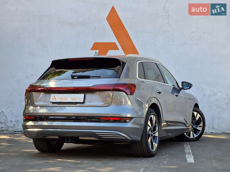 Внедорожник / Кроссовер Audi e-tron 2021 в Одессе