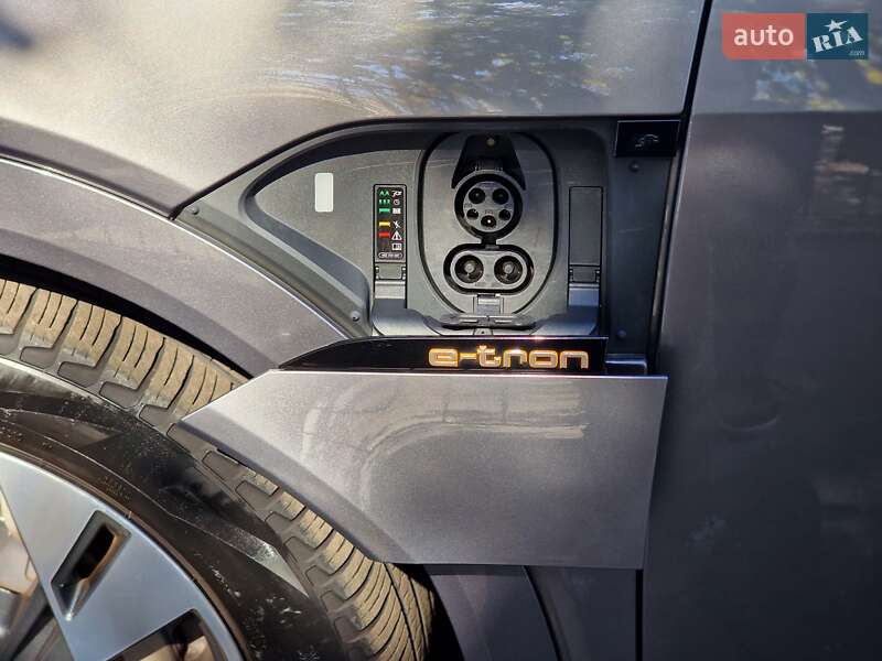 Внедорожник / Кроссовер Audi e-tron 2021 в Одессе