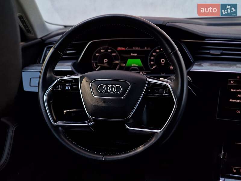 Внедорожник / Кроссовер Audi e-tron 2021 в Одессе