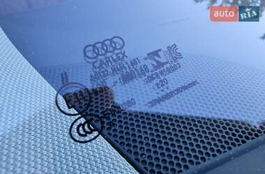 Позашляховик / Кросовер Audi e-tron 2020 в 