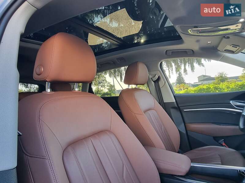 Позашляховик / Кросовер Audi e-tron 2020 в Коломиї