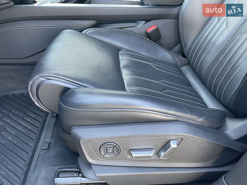 Позашляховик / Кросовер Audi e-tron 2019 в Івано-Франківську