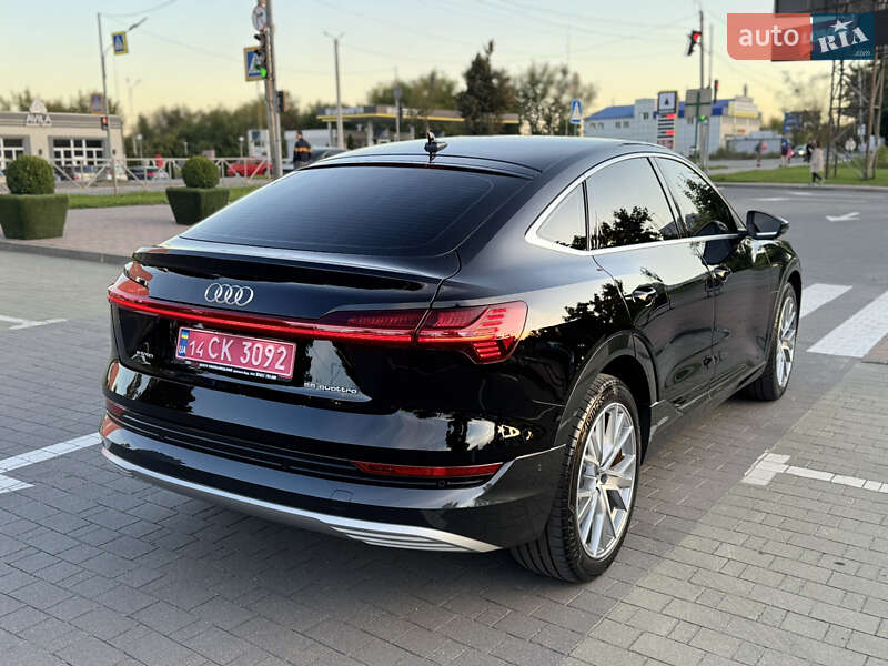Позашляховик / Кросовер Audi e-tron 2023 в Хмельницькому