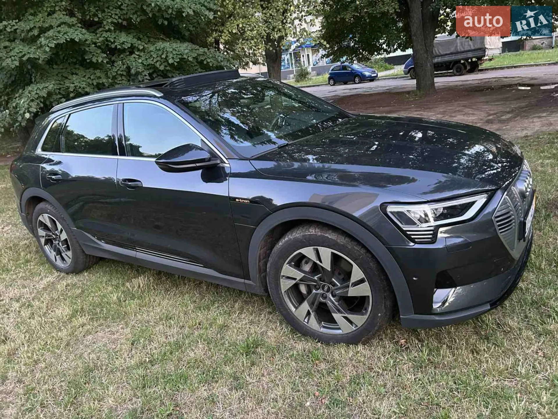 2020 Audi e-tron - мініатюра 13