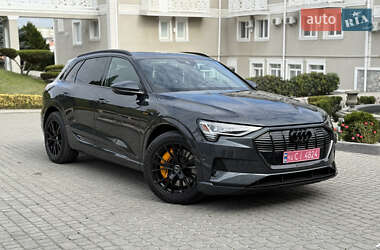 Audi e-tron 2021