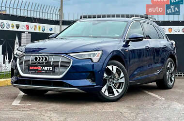 Audi e-tron 2022