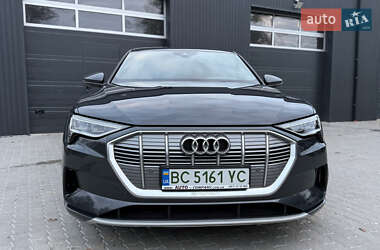 Позашляховик / Кросовер Audi e-tron 2019 в 