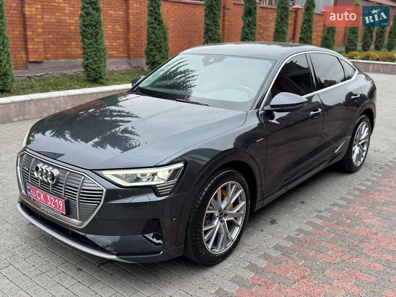 Позашляховик / Кросовер Audi e-tron 2023 в Хмельницькому