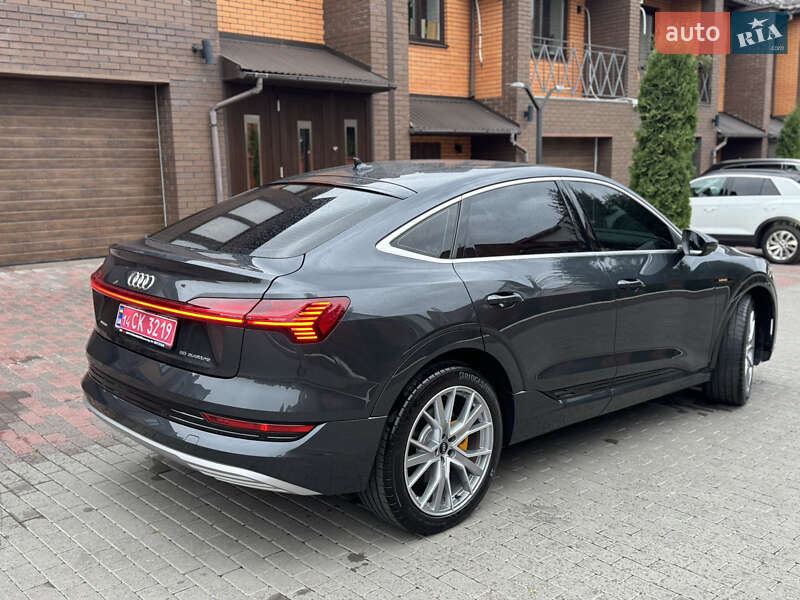 Позашляховик / Кросовер Audi e-tron 2023 в Хмельницькому