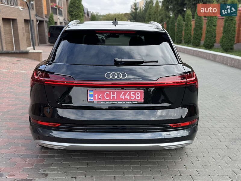 Позашляховик / Кросовер Audi e-tron 2023 в Хмельницькому