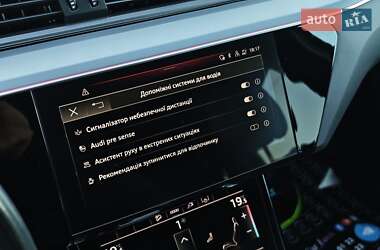Внедорожник / Кроссовер Audi e-tron 2021 в 