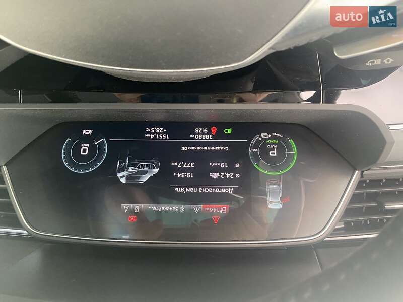 Внедорожник / Кроссовер Audi e-tron 2020 в Ирпене