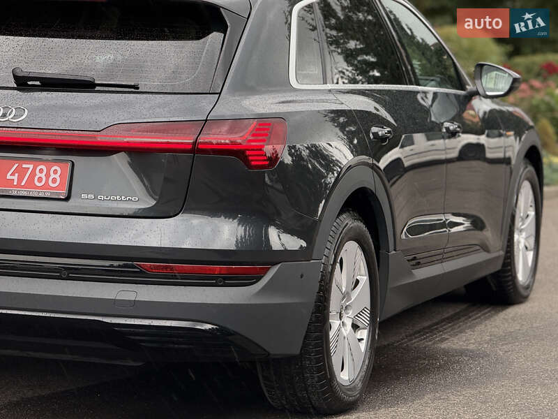 Внедорожник / Кроссовер Audi e-tron 2021 в Тернополе