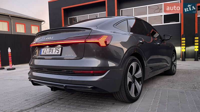 Внедорожник / Кроссовер Audi e-tron 2021 в Самборе