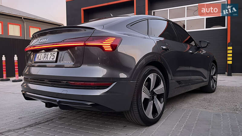 Внедорожник / Кроссовер Audi e-tron 2021 в Самборе
