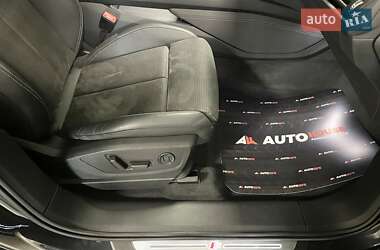 Внедорожник / Кроссовер Audi e-tron 2020 в 