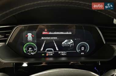 Внедорожник / Кроссовер Audi e-tron 2020 в 