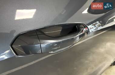 Внедорожник / Кроссовер Audi e-tron 2020 в 