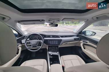 Audi e-tron 2020