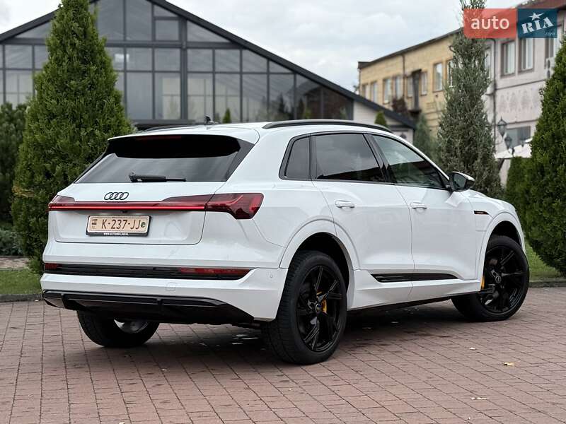 Внедорожник / Кроссовер Audi e-tron 2021 в Львове