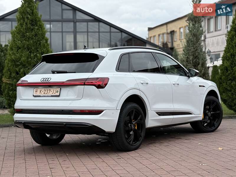 Внедорожник / Кроссовер Audi e-tron 2021 в Львове
