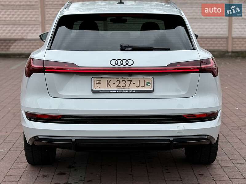Внедорожник / Кроссовер Audi e-tron 2021 в Львове