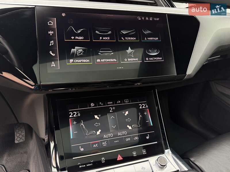 Внедорожник / Кроссовер Audi e-tron 2021 в Львове