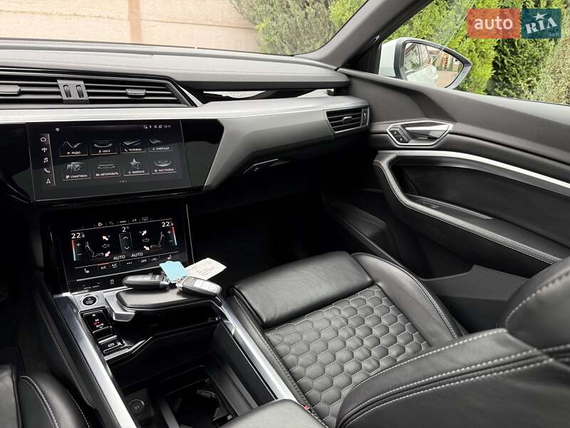 Внедорожник / Кроссовер Audi e-tron 2021 в Львове