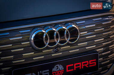 Позашляховик / Кросовер Audi e-tron 2023 в 