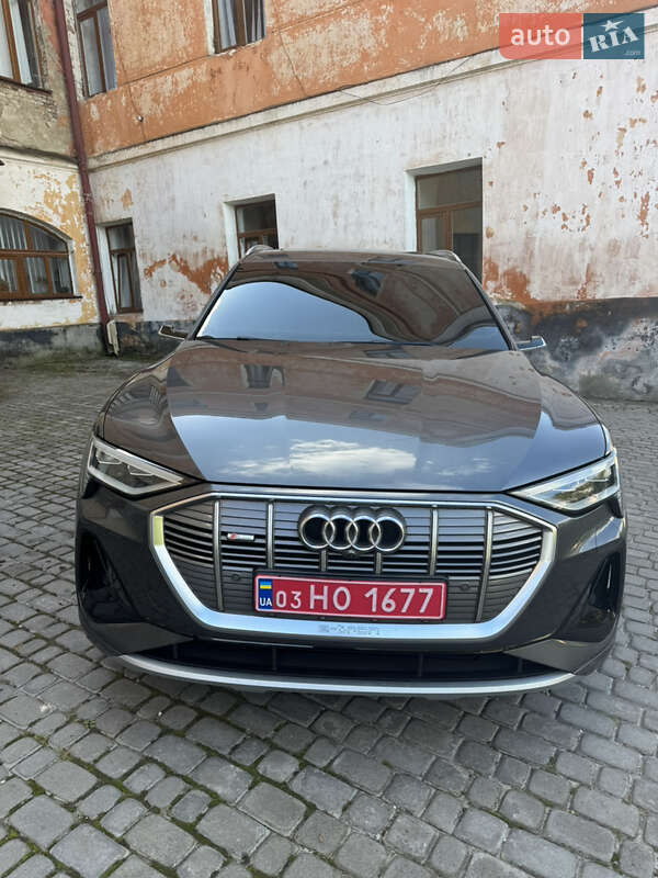 Позашляховик / Кросовер Audi e-tron 2021 в Тернополі