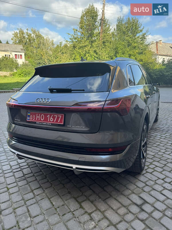Позашляховик / Кросовер Audi e-tron 2021 в Тернополі