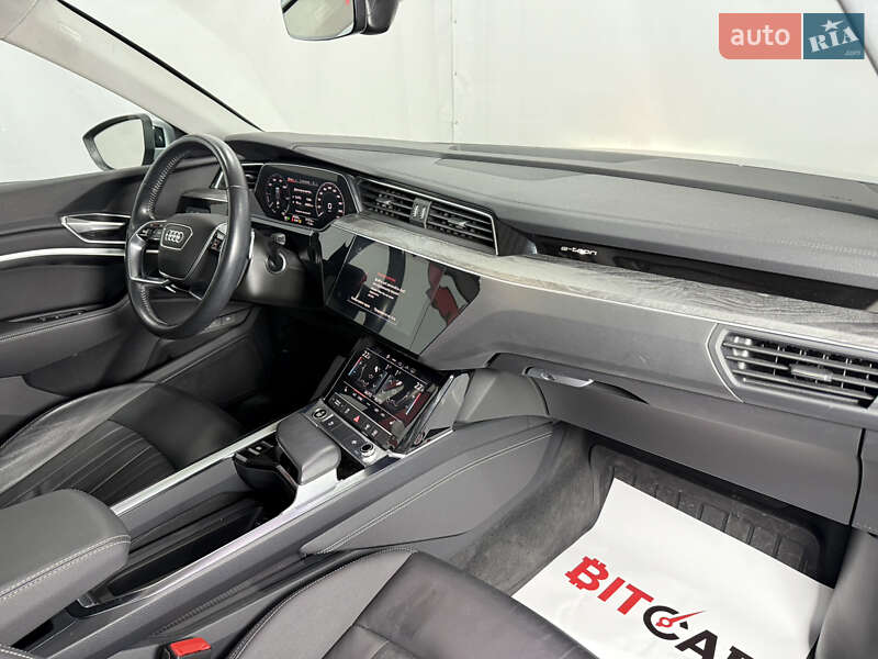 Внедорожник / Кроссовер Audi e-tron 2021 в Одессе