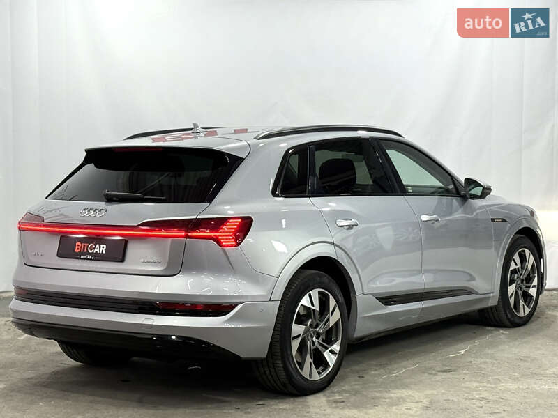 Внедорожник / Кроссовер Audi e-tron 2021 в Одессе