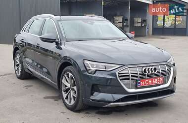 Позашляховик / Кросовер Audi e-tron 2020 в 