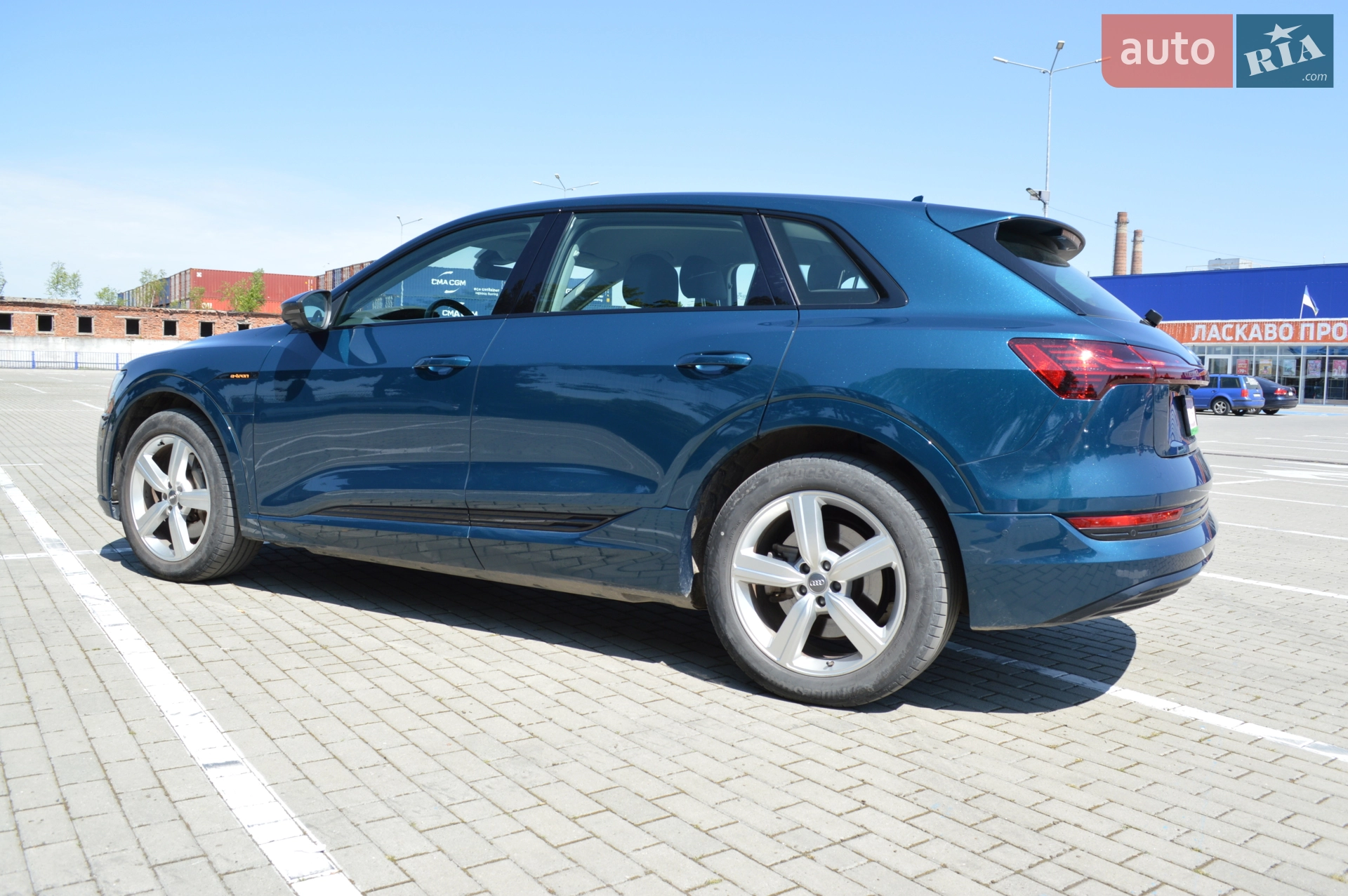 2020 Audi e-tron - мініатюра 11