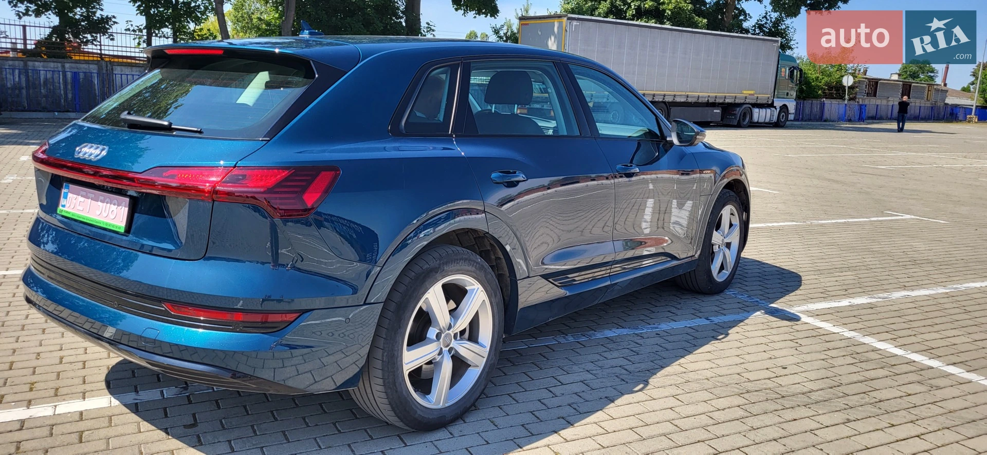 2020 Audi e-tron - мініатюра 48